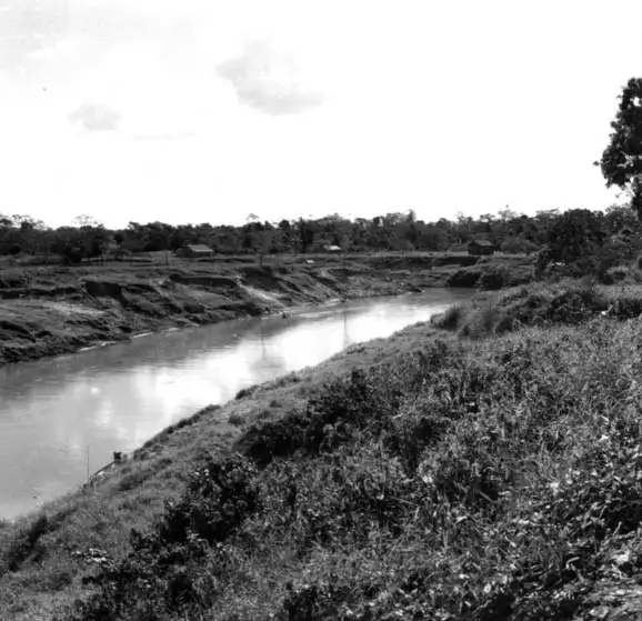 Foto 30: Trecho do rio Acre em Xapuri (AC)