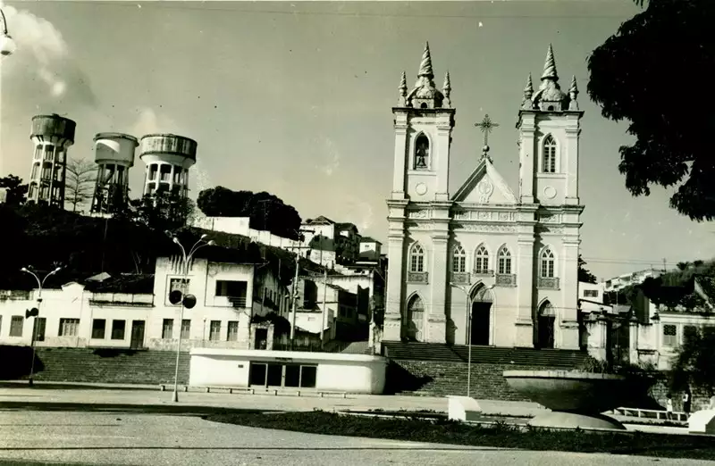 Foto 55: Praça Floriano Peixoto : Igreja do Bom Jesus dos Martírios Maceió, AL