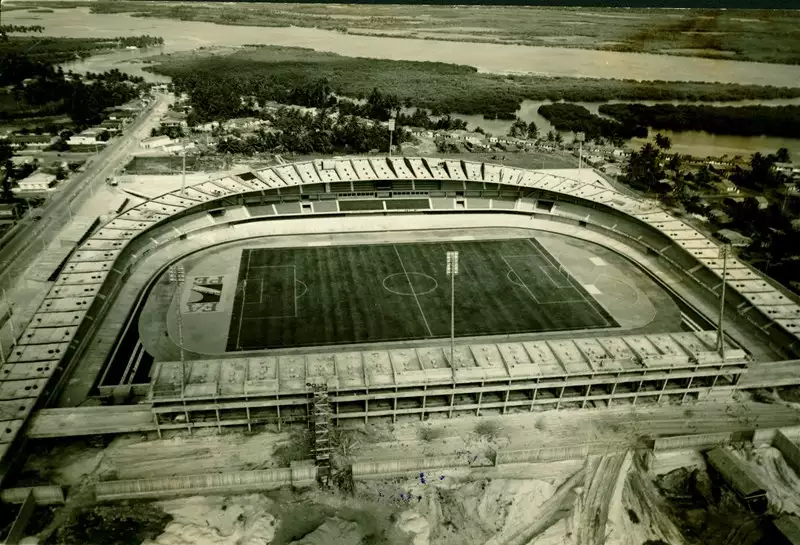 Foto 60: Estádio Rei Pelé : [vista aérea da cidade] : Lagoa Mundaú : Maceió, AL