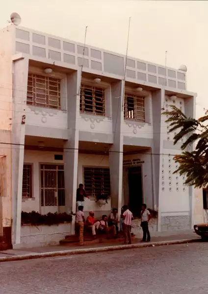 Foto 1: Prefeitura Municipal : Biblioteca Municipal : Departamento de Educação : Major Isidoro, AL