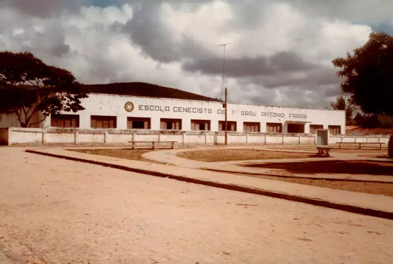 Foto 7: Escola Cenecista de 1º Grau Antônio Farias : Paulo Jacinto, AL