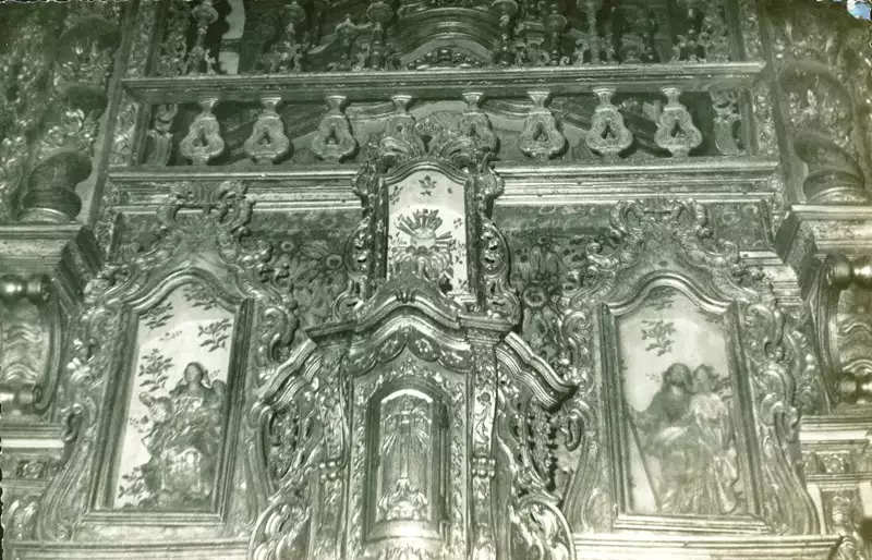 Foto 2: Altar mor da Igreja Nossa da Senhora das Correntes : Penedo (AL)