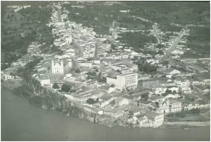 Foto 50: Vista aérea da cidade : Penedo, AL