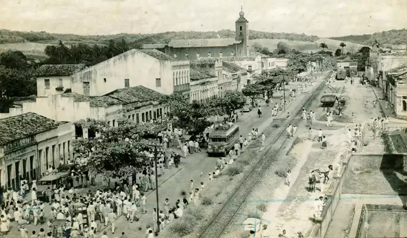 Foto 5: Avenida Getúlio Vargas : Rio Largo (AL)
