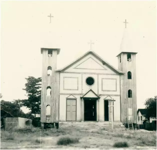 Foto 3: Igreja Matriz de São Pedro Apóstolo : Boca do Acre (AM)