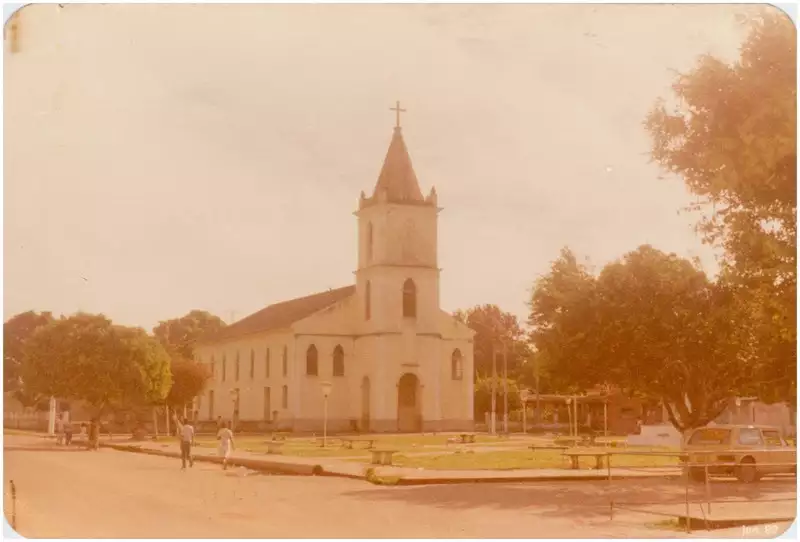 Foto 86: [Praça da Catedral] : Igreja Matriz de Nossa Senhora do Rosário : Itacoatiara, AM