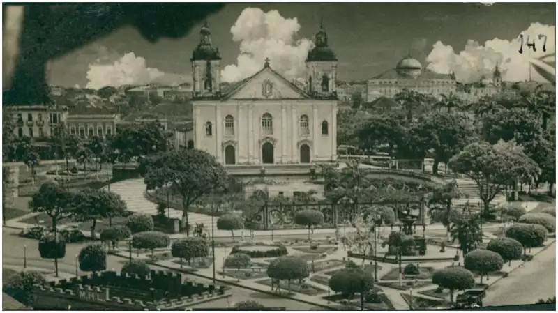 Foto 18: Praça Oswaldo Cruz : Catedral [Nossa Senhora da Conceição] : Manaus, AM
