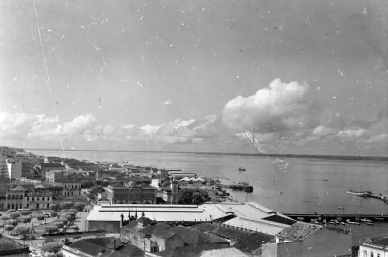 Foto 177: Vista panorâmica do Porto de Manaus (AM)