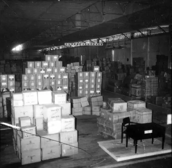 Foto 383: Vista do interior dos armazéns da SUFRAMA em Manaus (AM)
