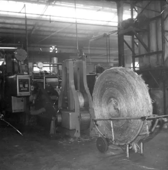 Foto 439: Fábrica Brasil/ Juta vendo-se maquinário em Manaus (AM)