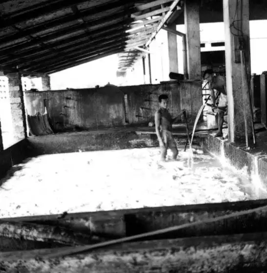 Foto 497: Tanque de prepração do látex da Companhia Nacional de Borracha S/A em Manaus (AM)