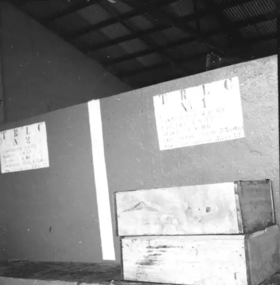Foto 520: Depósito da fábrica vendo-se placas numeradas em Manaus (AM)