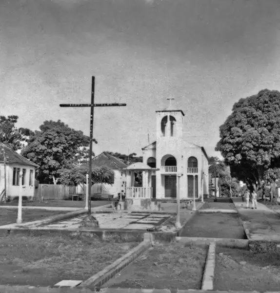 Foto 3: Igreja principal da cidade de Urucurituba (AM)