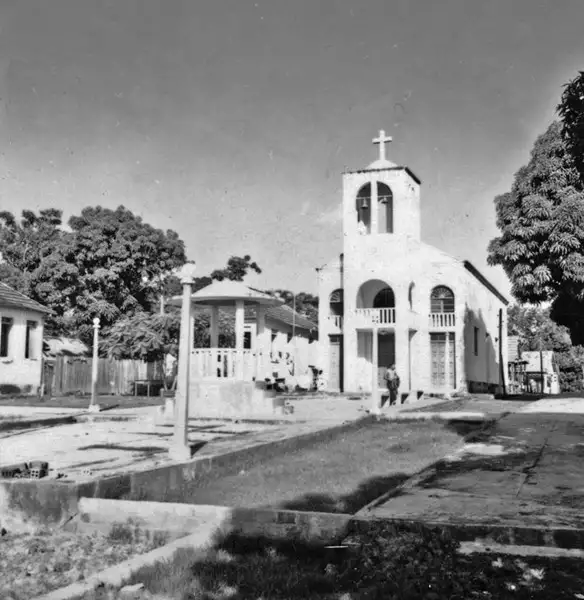 Foto 5: Igreja principal da cidade de Urucurituba (AM)