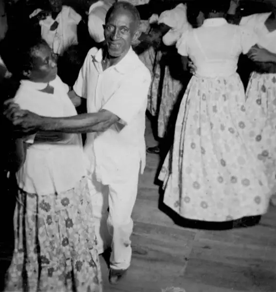 Foto 18: Dança do Marabaixo na Vila de Curiaú em Macapá (AP)