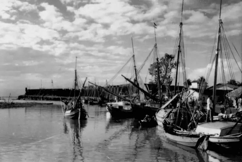 Foto 124: Embarcações no Porto de Macapá (AP)
