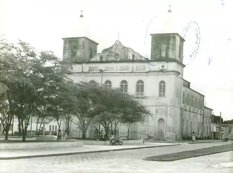 Foto 5: Igreja Matriz de São Bernardo : Alcobaça, BA