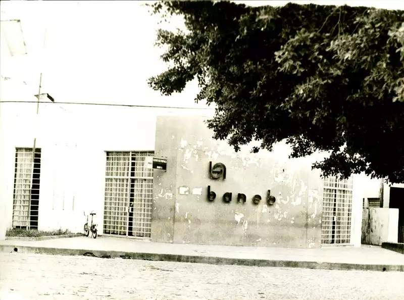 Foto 6: Banco BANEB : Bom Jesus da Lapa, BA