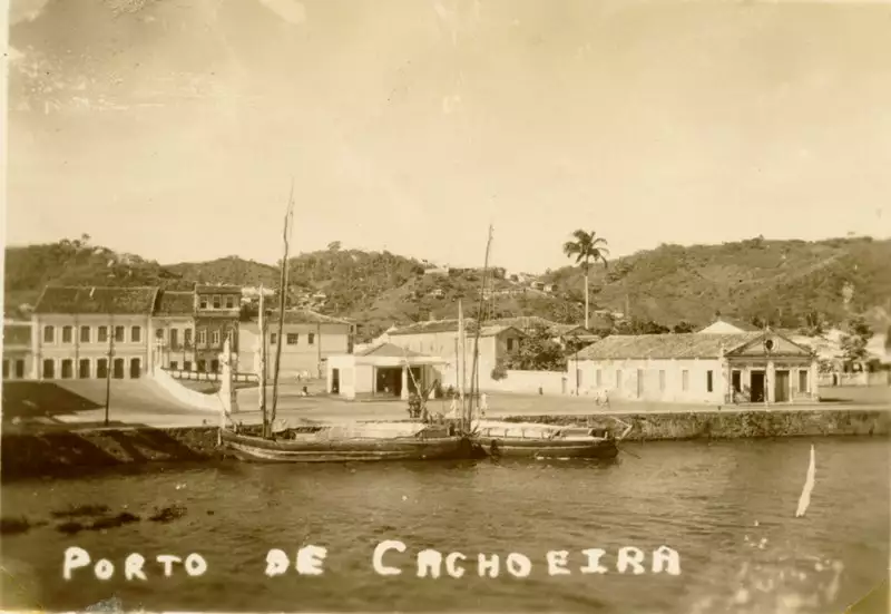 Foto 4: Porto : Cachoeira, BA
