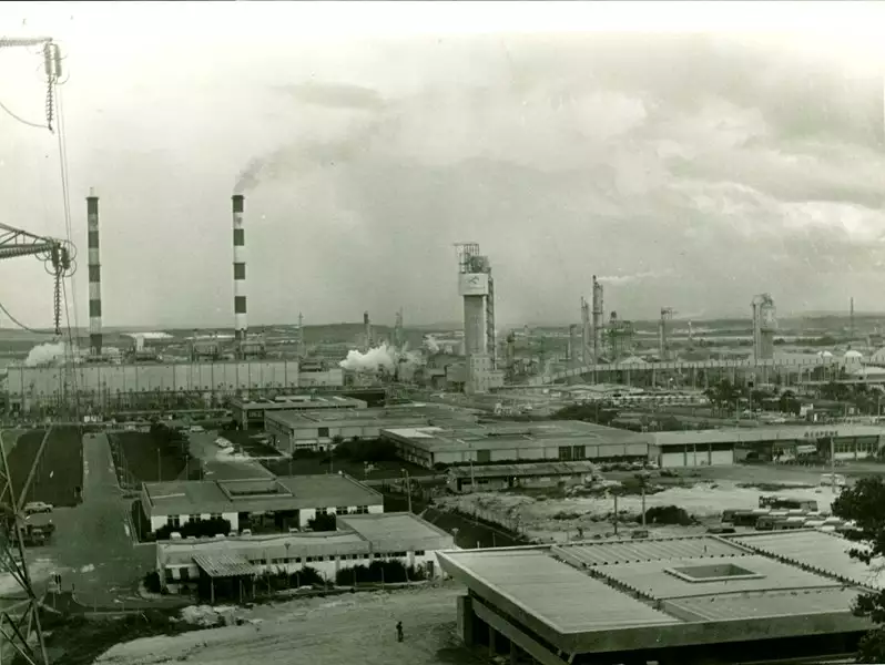 Foto 2: Polo Petroquímico Industrial : Camaçari, BA