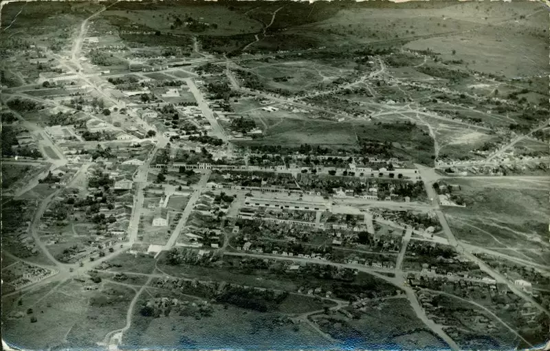Foto 15: Vista aérea da cidade : Castro Alves, BA