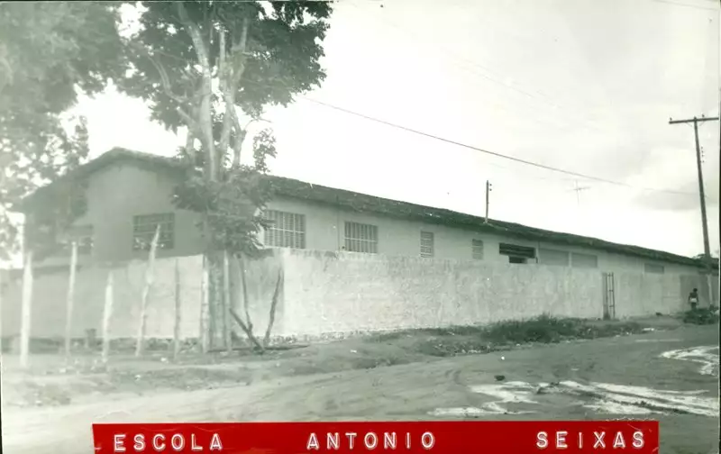 Foto 10: Colégio Estadual Antônio de Deus Seixas : Catu, BA