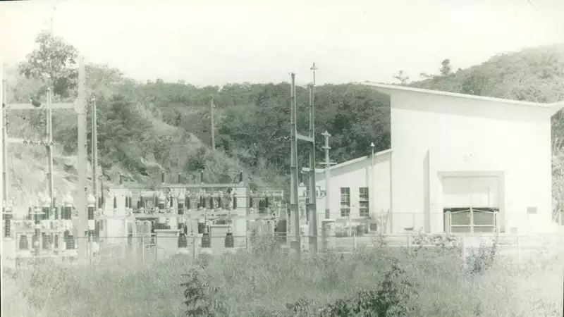Foto 19: Usina hidroelétrica : Correntina, BA