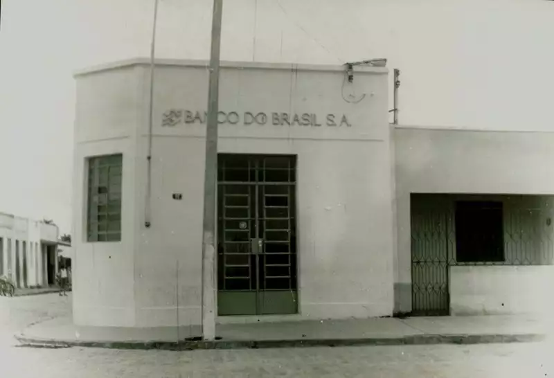 Foto 4: Banco do Brasil S.A. : Rua Inhambupe : Crisópolis, BA