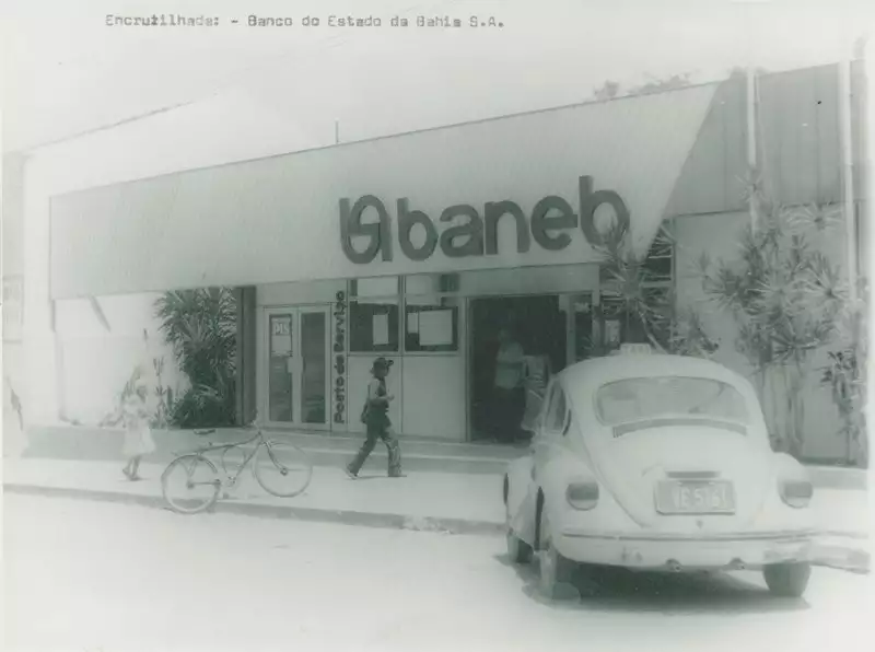 Foto 18: Banco Baneb : Encruzilhada, BA