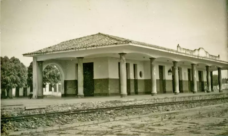 Foto 9: Gare da V. F. F Leste Brasileiro : Esplanada, BA