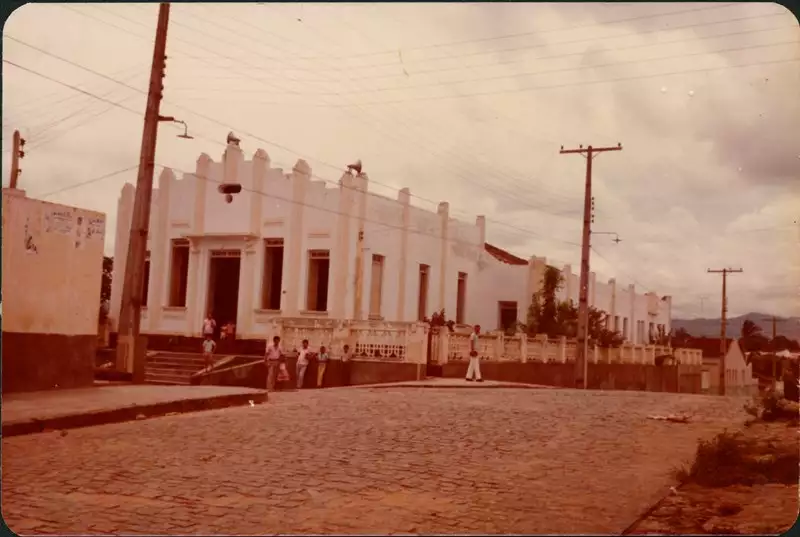 Foto 4: Primeira Igreja Batista de Iguaí : Rua Eduardo Gomes : Iguaí, BA
