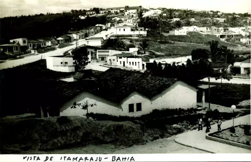 Foto 6: Vista panorâmica da cidade : Itamaraju, BA