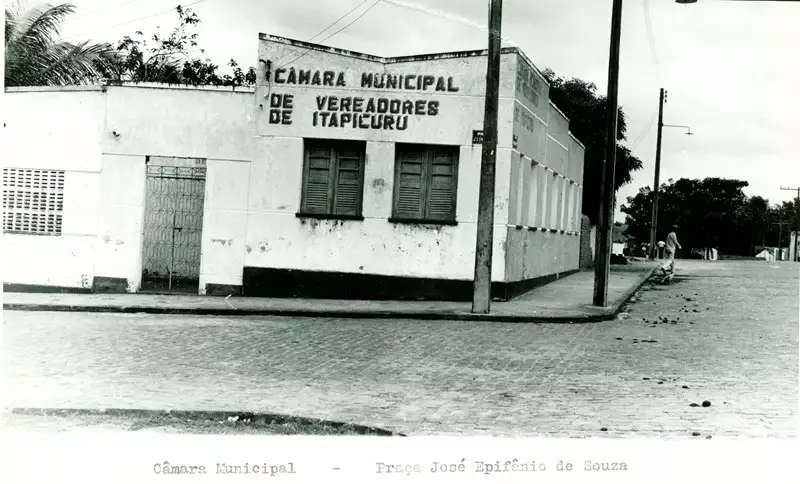 Foto 8: Câmara Municipal : Itapicuru, BA