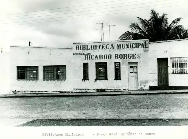 Foto 13: Biblioteca Municipal Desembargador Ricardo Borges : Itapicuru, BA