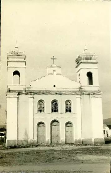 Foto 1: Paróquia de Nossa Senhora do Alívio : Ituaçu, BA