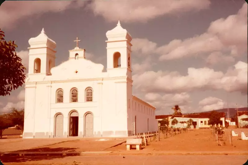 Foto 8: Paróquia de Nossa Senhora do Alívio : Ituaçu, BA