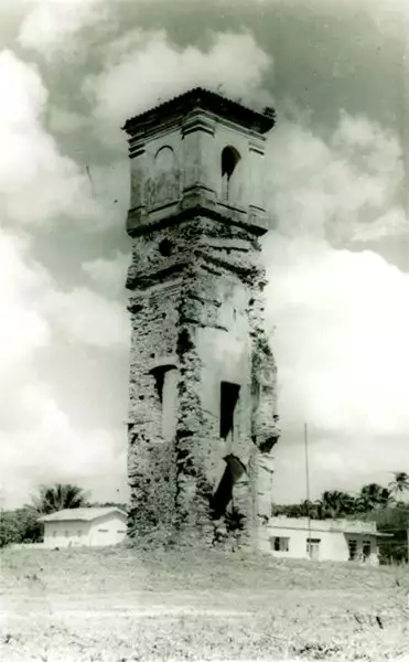 Foto 24: Torre do Sino : Mata de São João, BA