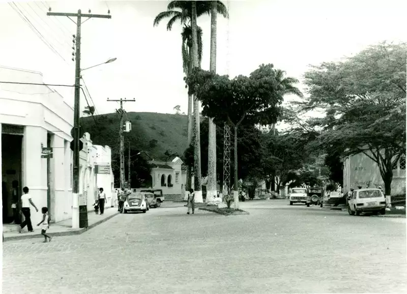 Foto 6: Avenida Bartolomeu Chaves : Mutuípe, BA