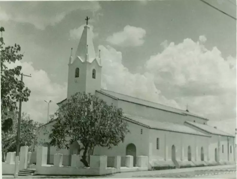 Foto 10: Igreja Nossa Senhora da Conceição : Nova Soure, BA