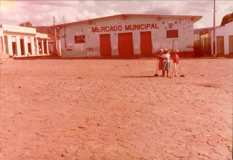 Foto 2: Mercado municipal : Piripá, BA