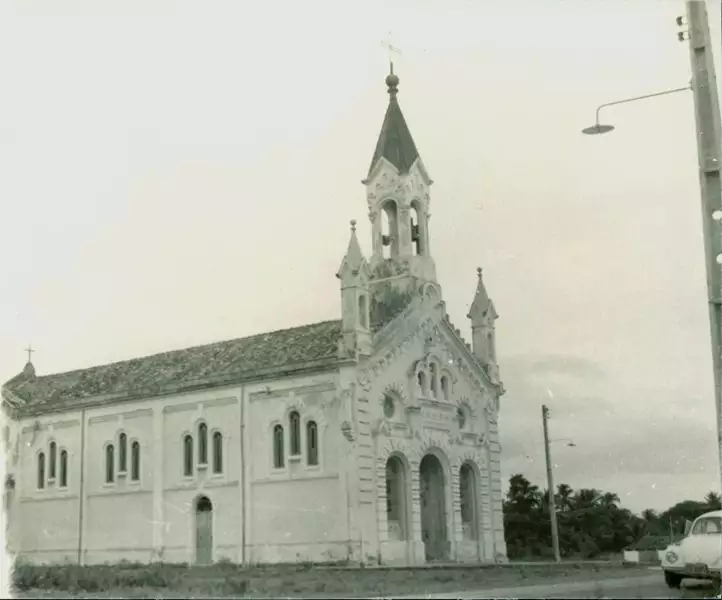 Foto 1: Igreja Matriz de Nossa Senhora do Carmo : Salinas da Margarida, BA