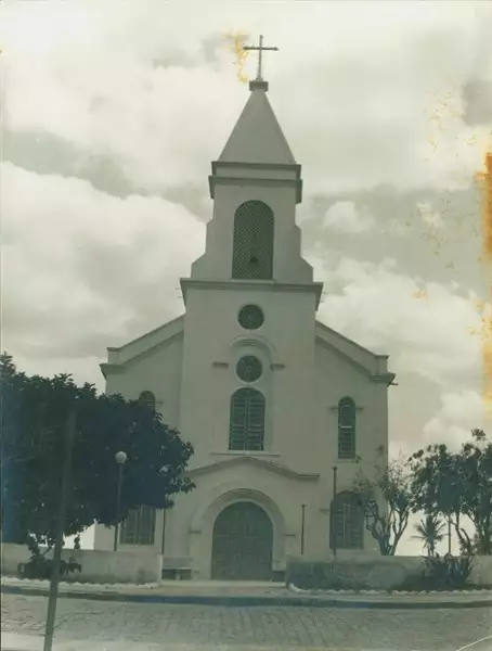 Foto 2: Igreja Matriz de Santa Bárbara : Santa Bárbara, BA