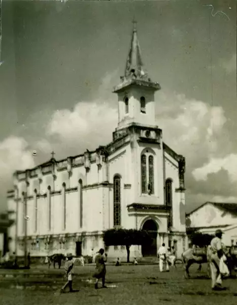 Foto 1: Igreja matriz : Santo Antônio de Jesus, BA