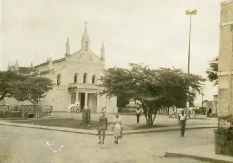 Foto 1: Igreja matriz : São Felipe, BA