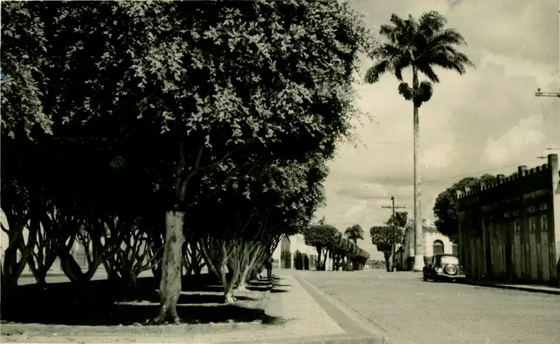 Foto 2: Vista parcial da cidade : São Gonçalo dos Campos, BA