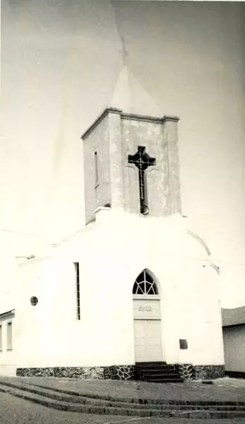 Foto 4: Igreja matriz : Urandi, BA