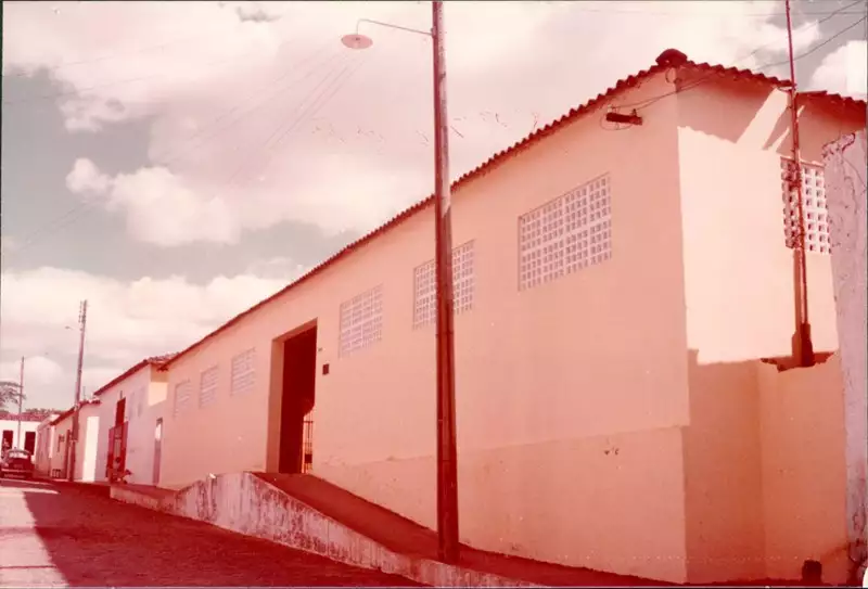 Foto 3: Centro de abastecimento : Cadeia pública : Aratuba, CE