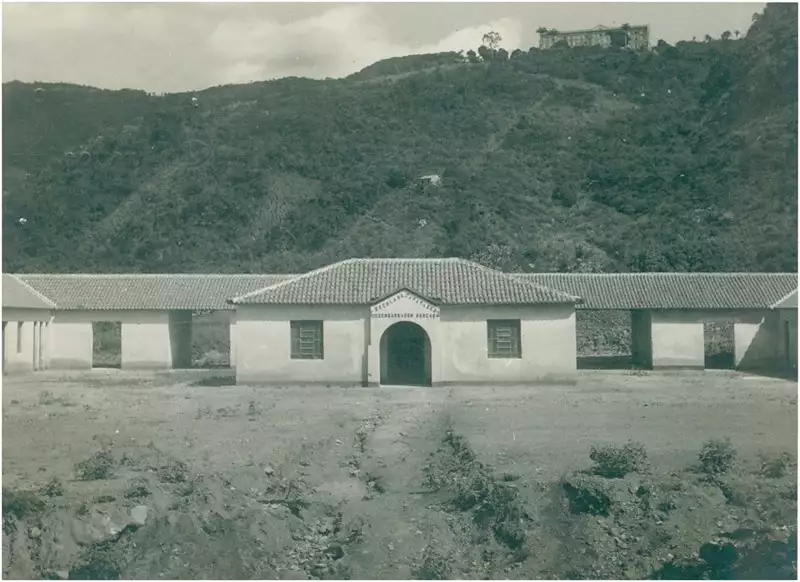Foto 6: Escola de Capatazes Desembargador Gonzaga : Baturité, CE