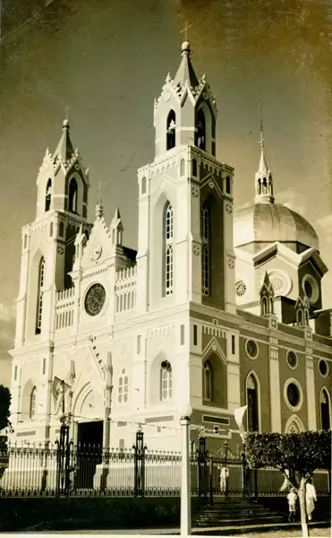 Foto 6: Basílica de São Francisco das Chagas : Canindé, CE