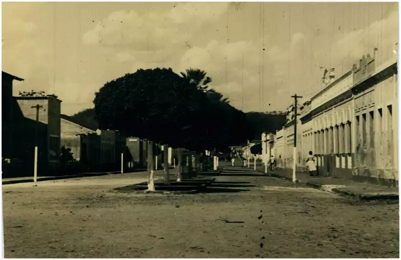 Foto 4: Vista parcial da cidade : Ipueiras, CE